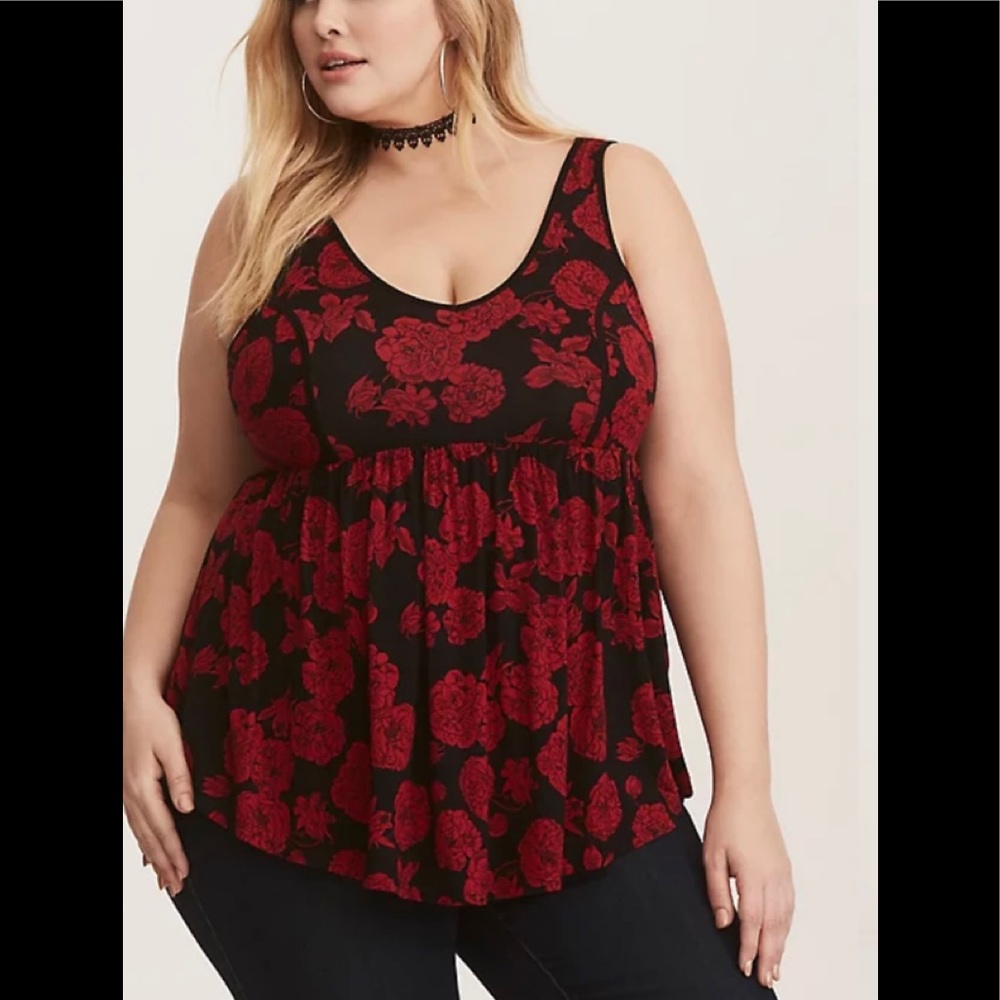 Torrid Red Rose Baby Doll Top Size 2 NWOT